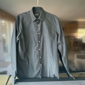Men’s VanHeusen Black Dress Shirt Size 15 34/35
